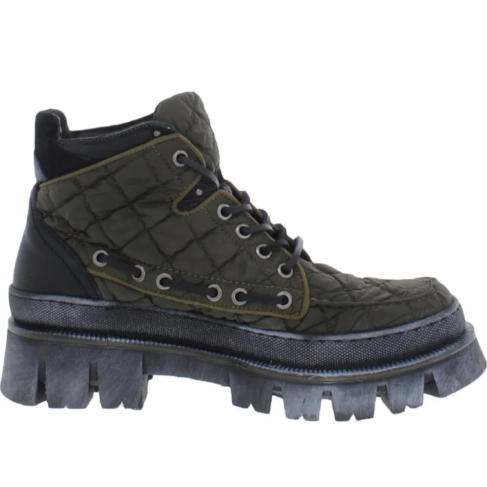 NIB Free People Dawn Quilted Ankle Hiking Boots In Spruce Green Women's Size 8